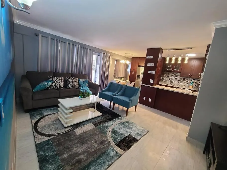 Lovely Condo 2 Bedrooms, 2 Bathrooms, Free 1 Parking At Waikiki Beach Honolulu